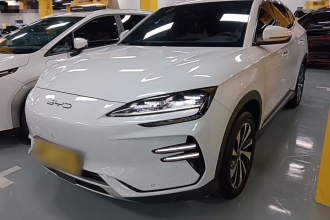 比亚迪 宋PLUS新能源 2024款 荣耀版 EV 520km 豪华型