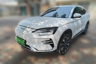 比亚迪 宋PLUS新能源 2024款 荣耀版 EV 520km 豪华型