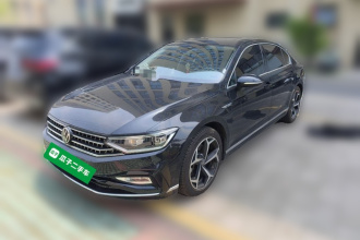 大众 迈腾 2023款 200万辆纪念版 330TSI DSG豪华型