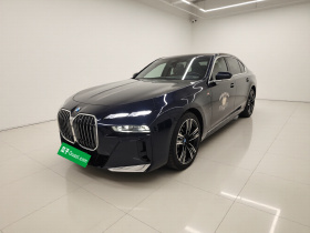 宝马i7 2023款 eDrive50L 尊享M运动套装