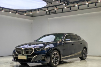 宝马5系 2024款 530Li 领先型 M运动套装