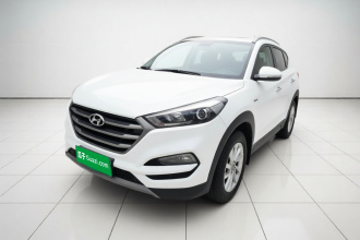 现代 途胜 2015款 1.6T 双离合两驱智能型