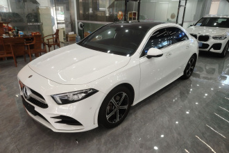 奔驰A级 2022款 改款 A 200 L 运动轿车动感型