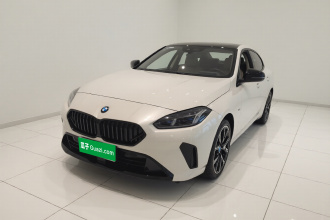 宝马2系 2025款 225L M运动曜夜套装