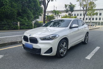 宝马X2 2022款 sDrive25i M运动套装