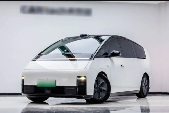 理想汽车 理想MEGA 2024款 Ultra