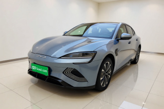比亚迪 海豹 2022款 550km 标准续航后驱版尊贵型