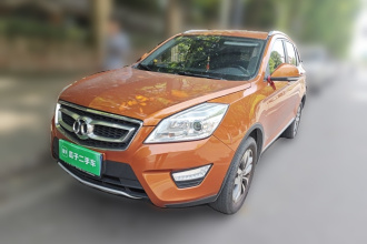 北京汽车 绅宝X65 2015款 2.0T 自动精英型