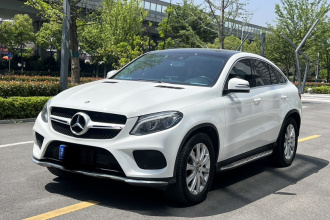 奔驰GLE轿跑 2018款 GLE 320 4MATIC 轿跑SUV