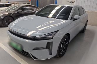 吉利银河 银河L6 2025款 EM-i 140km 探索+版