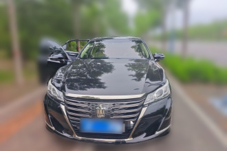 丰田 皇冠 2018款 2.0T 时尚版