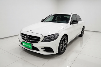 奔驰C级 2019款 C 260 运动版