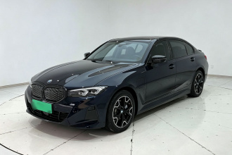 宝马i3 2025款 eDrive 40 L 曜夜套装