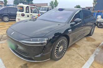 鸿蒙智行 享界S9T 2025款 增程 Ultra长续航版 (192线激光雷达）