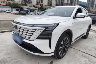 长安CS75 PLUS 2025款 第四代 UItra 2.0T 新蓝鲸 智慧劲擎型