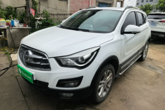 海马S5 2015款 1.5T CVT豪华型运动版