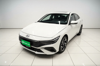 现代 伊兰特 2023款 1.5L CVT LUX尊贵版
