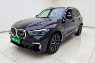 宝马X5 2022款 xDrive 40Li M运动套装