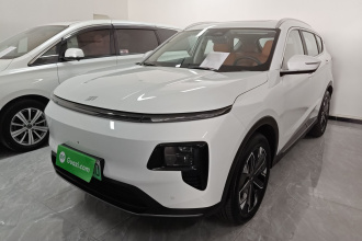 捷途山海L7 2024款 1.5T 120km  ULTRA 5座