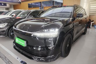 鸿蒙智行 问界M9 2025款 增程 Ultra版 52kWh 6座版 (192线激光雷达）