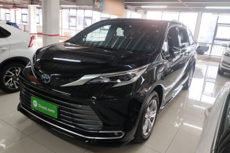 丰田 赛那SIENNA 2021款 2.5L混动 至尊版