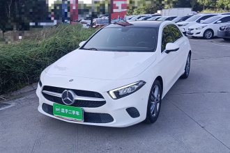 奔驰A级(进口) 2019款 A 200 动感型