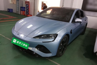 比亚迪 海豹 2022款 550km 标准续航后驱版尊贵型