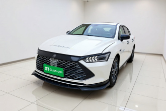 比亚迪 秦PLUS 2021款 DM-i 55KM 旗舰型