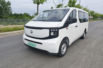 长安凯程V919 2025款 荣耀版  金钟罩50kwh  短轴低顶  精英型  6座