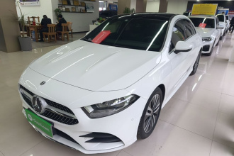 奔驰A级 2020款 A 180 L 运动轿车