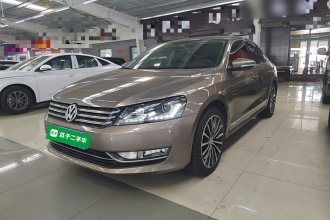 大众 帕萨特 2014款 1.8TSI DSG御尊版