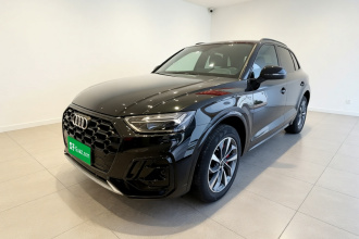 奥迪Q5L 2024款 40 TFSI 豪华动感型