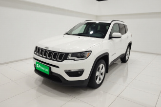Jeep 指南者 2019款 200T 自动典尚版