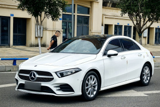 奔驰A级 2019款 A 200 L 运动轿车