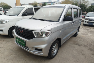 五菱汽车 五菱宏光V 2022款 1.5L劲取版电动助力LAR