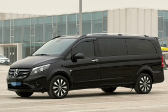 奔驰 威霆 2021款 2.0T 精英版 7座