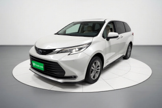 丰田 赛那SIENNA 2023款 2.5L混动 豪华版