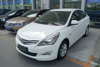 现代 瑞纳 2014款 1.4L 手动智能型GLS