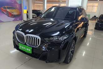 宝马X5 2023款 xDrive 30Li 尊享型M运动曜夜套装