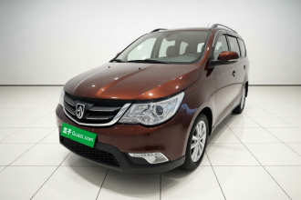 宝骏730 2014款 1.5L 手动舒适ESP版 7座