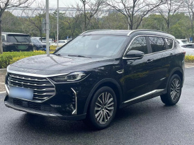 捷途X70 PLUS 2023款 1.5T DCT自强PRO 5座