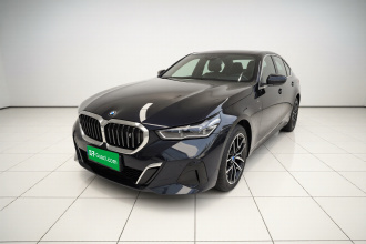 宝马i5 2024款 eDrive 35L M运动套装