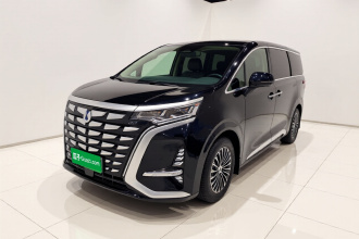 腾势D9 2024款 DM-i 980 四驱尊贵型