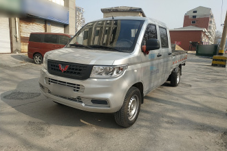 五菱汽车 五菱荣光新卡 2023款 1.5L双排基本型LAR