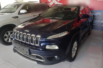 Jeep 自由光 2016款 2.4L 专业版