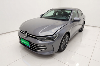大众 帕萨特 2025款 Pro 380TSI 龙尊版