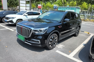 红旗HS7 2022款 2.0T DCT两驱智联旗享版 五座