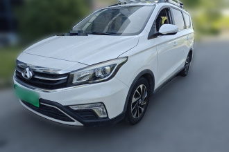 长安欧尚A800 2017款 1.6L 手动标准型