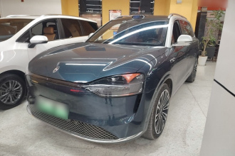 鸿蒙智行 问界M9 2024款 纯电 Ultra版 100kWh 6座版