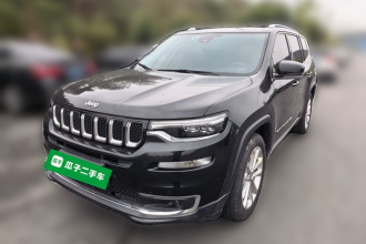 Jeep 大指挥官 2020款 2.0T 四驱精英增强版